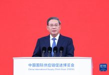 Li Qiang: Kina mbështet me vendosmëri bashkëpunimin botëror mbi zinxhirët industrialë të furnizimit