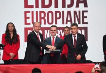 LEN: BDI po rikthen komunizmin dhe konceptin e “shqiptarëve të ndershëm”
