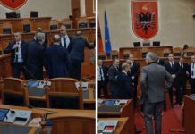 Opozita përplaset me Gardën, nisin tensionet në sallën e Kuvendit të Shqipërisë