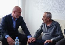 Haradinaj viziton familjen Ademaj, iu shpreh ngushëllime për Liridonën