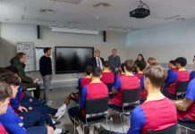 Laporta viziton lojtarët e Barcelonës pas humbjes turpëruese ndaj Real Madridit, kërkon unitet nga ekipi