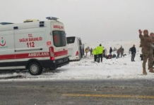 Aksident zinxhir në Turqi, dy të vdekur dhe 8 të plagosur