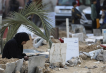Sulmet izraelite në Gaza vrasin të paktën 35 persona, ndërsa Netanyahu thotë se lufta do të vazhdojë për muaj të tërë