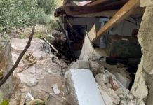 U bllokua nga rënia e shkëmbit mbi banesë, shpëtohet i riu në Përmet