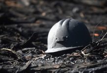 Shembet miniera e arit në Zimbabve, bllokohen 11 punëtor