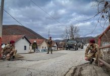 KFOR-i kryen patrullë sigurie përgjatë vijës kufitare