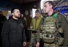 Zelensky i lutet Perëndimit për armë nga vija e frontit