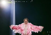 Gjashtë vende donin të tërhiqeshin nga Eurovisioni, vetëm 25 minuta para finales – përfshirë edhe Zvicrën