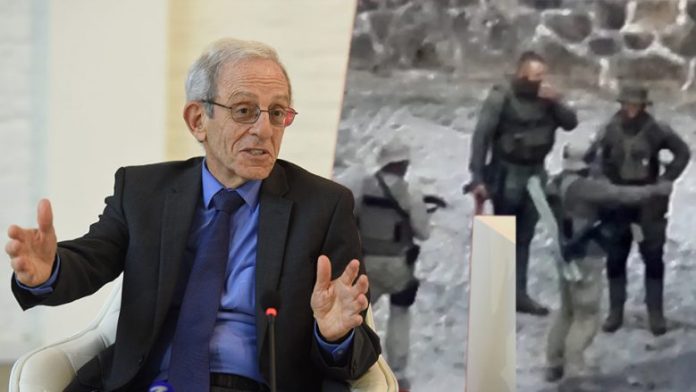 6FC79C79-068A-42FD-A7D4-0EF9D41C6794