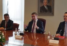 Mickoski njofton investimin e ri në energjetikë: Sigurohet rrymë për 100 mijë amvisëri, 630 punësime të reja