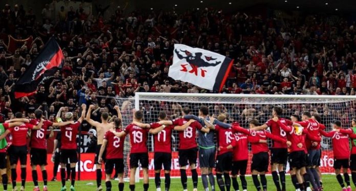 5BBC90CC-4413-4FBB-A6C6-363031B43138