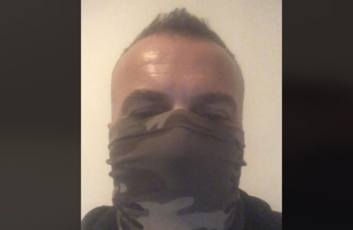 0E9B12EC-90B0-4B4A-99F4-A7E681BA7546