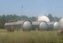 Zjarrfikësit e Velesit evitojnë tragjedinë – Zjarri ndalohet pranë depozitave të gazit