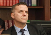 Mucunski e thirri në konsultime Vesel Memedin, ambasadorin e RMV-së në Itali