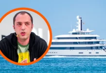 Themeluesi i WhatsApp mbërrin në bregdetin e Kroacisë me jahtin e tij milionësh
