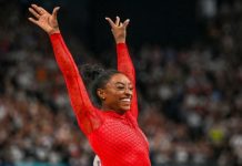 Simone Biles fiton një tjetër medalje të artë dhe shkruan historinë në Lojërat Olimpike