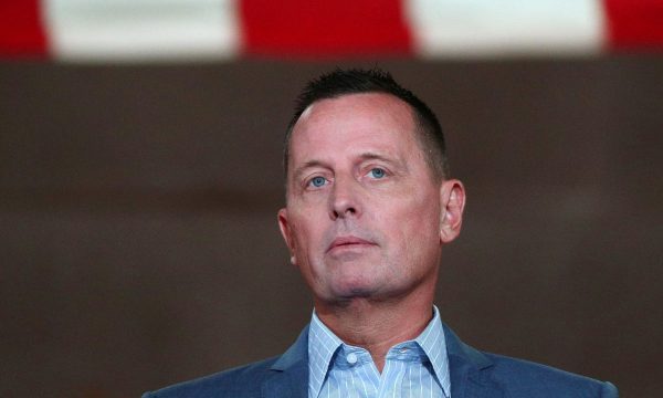 Richard Grenell akoma s’duket askund, disa politikanë në Shkup, Beograd e Prishtinë po i ‘kafshojnë thonjtë’