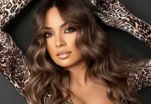 Në prag të festave Mimoza Shkodra nxjerrë në pah super linjat trupore