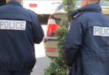 Bastisjet në Leposaviq, Policia konfiskon rreth 6 milionë dinarë, 57 mijë dollarë, 11 mijë euro e 3 mijë franga