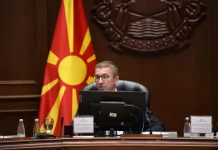 Mickoski e informoi se kanë filluar negociatat me partnerët për rikonstruim