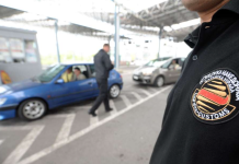 “Janë arrestuar 14 doganierë, një ish-doganier dhe një polic”, Prokuroria me detaje nga aksioni “Kalimi”