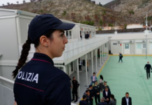 OJQ-të ndezin alarmin për qendrat e migrantëve në Shqipëri