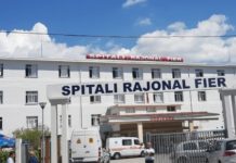 U dhunua barbarisht se nuk i dha birra 47-vjeçarit, vdes në Spitalin e Fierit i moshuari