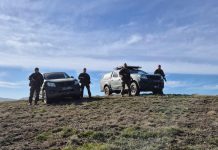 Pika kufitare në Leposaviq, ushtarët e KFOR-it shfaqen me armë të gjata