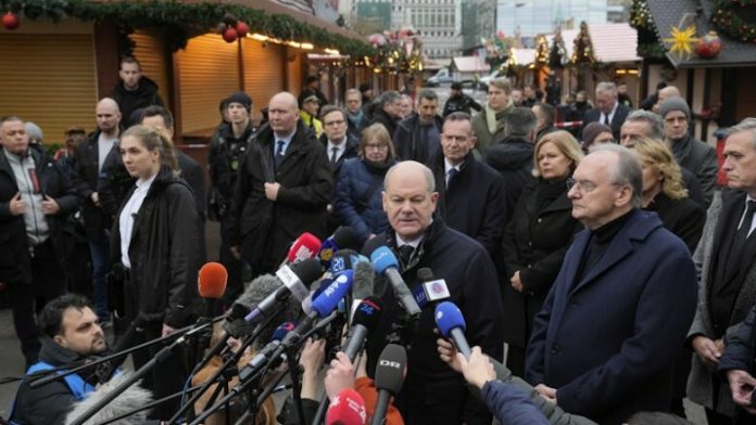 6766a703004adda8a443b095-780x439