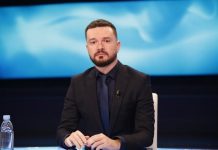 Analisti Arjan Curri: Vendimi i SHBA-së, paralajmërim direkt për Ali Ahmetin