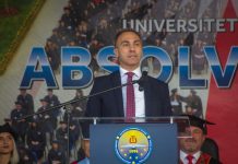 Fakulteti Juridik i UT-së dorëzoi vendimin për shkarkim të Artan Grubit