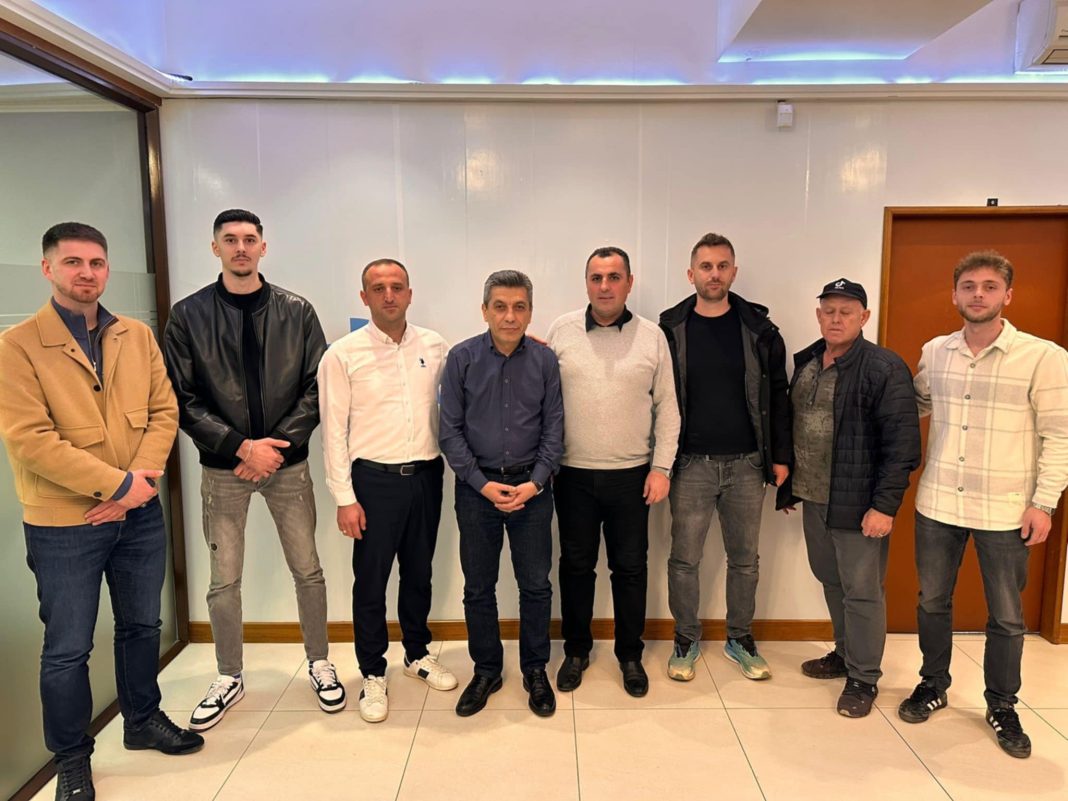 c11bac6e-d610-4bf5-96be-f7619d847b31