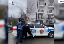 15-vjeçari kapet me tre granata, një kallashnikov dhe municion luftarak në Burrel