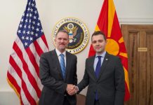 Në Uashington takim i Mucunskit me Xhejmison Grir, përfaqësues tregtar në administratën e presidentit Tramp