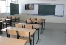 Mësuesi sulmohet fizikisht nga ish-nxënësi 15-vjeçar në oborrin e shkollës në Çair