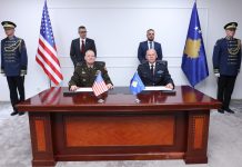 Kosova dhe SHBA forcojnë bashkëpunimin ushtarak me marrëveshjen CISMOA
