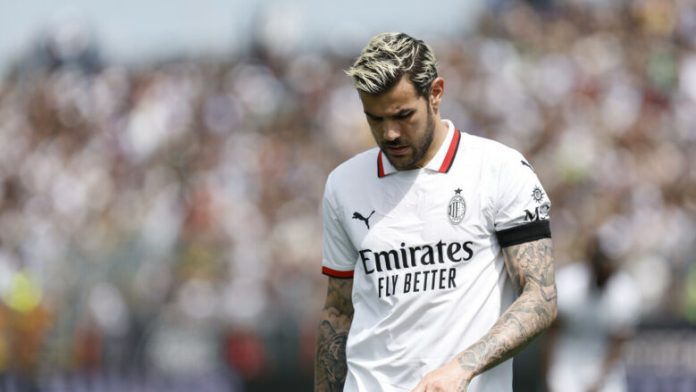 Venezia v AC Milan - Serie A