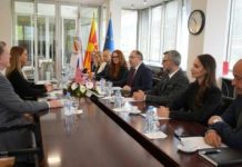 SHBA-të vlerësojnë Doganën: Rezultate të shkëlqyera në rrugën drejt BE-së