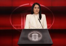 Azizi: As bashkë s’jeni, e as gati s’jeni-në tetor vjen referendumi që do t’ju dërgojë në shtëpi!