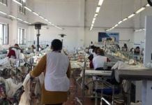 Katër të arrestuar për falimentim të qëllimshëm të 7 fasonerive në Elbasan, mes tyre dy vajza