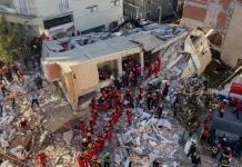 Shembet ndërtesa në Turqi, një familje pesëanëtarëshe mbetet nën rrënoja