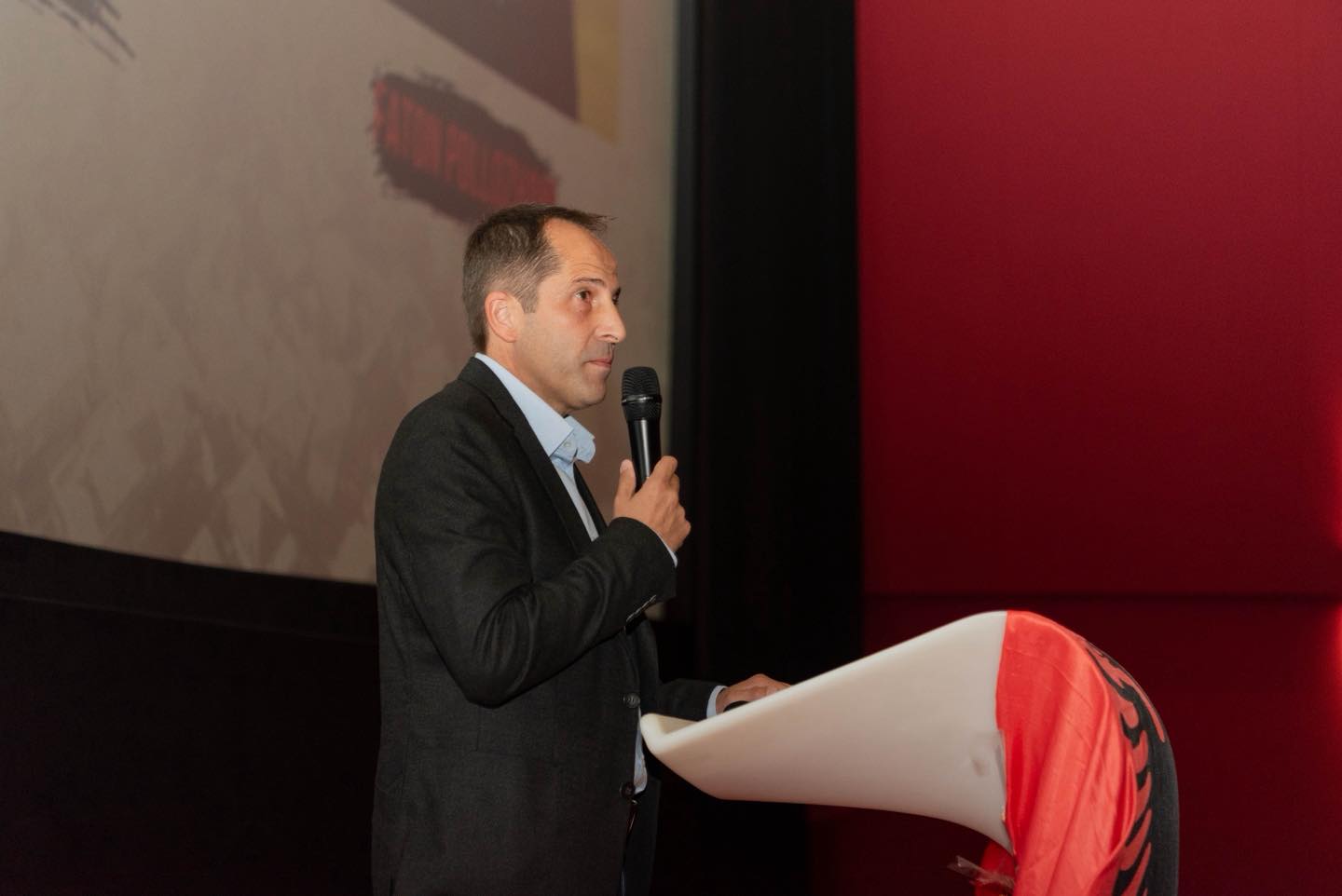 Arsim Dalipi sfidon kundërkandidatin: Kush merr një votë më pak, të tërhiqet nga gara