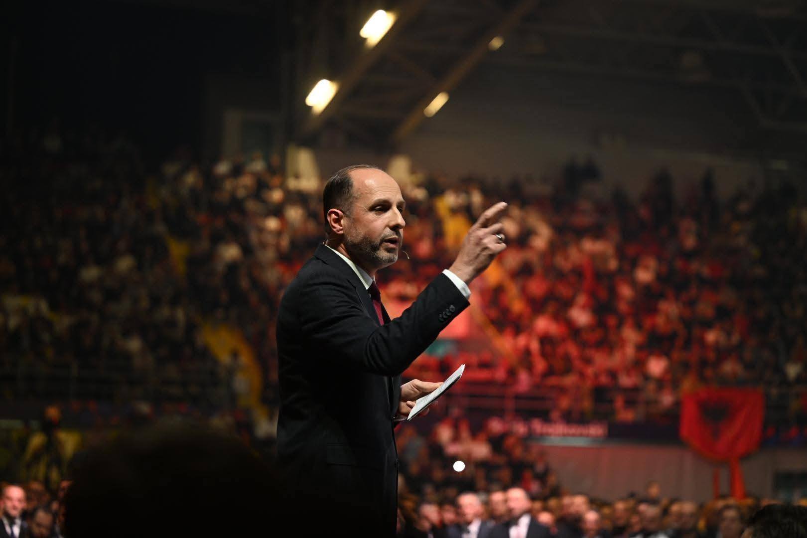Ibrahimi  Mbështes protestën për UÇK në  por ajo nuk duhet të përdoret politikisht
