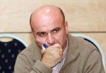 Tre raste kur PD udhëhiqet nga hallet e Berishës dhe jo shanset e saj