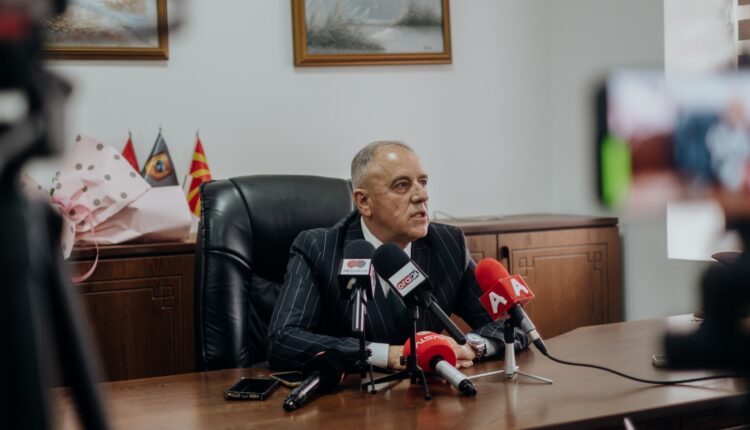 Mendi Qyra hap dyert për qytetarët  Çdo ditë pritje në komunë nga ora 14 00 deri në 16 30