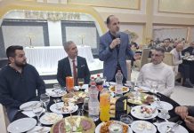 Zeqirja Ibrahimi uron Feti Abazin: Fitorja e Fetiut, rezultat i angazhimit tonë të përbashkët