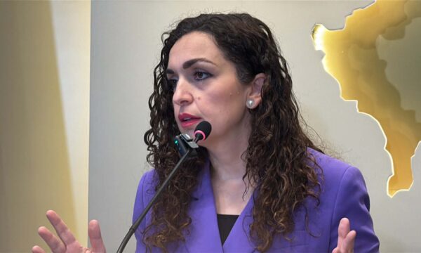 Osmani e cakton 28 dhjetorin datë të zgjedhjeve  Kurti dhe aleatët e tij e propozuan në takim