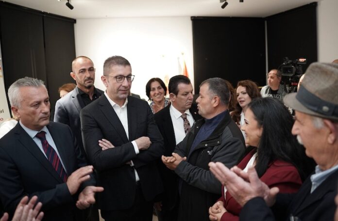 Hapet zyra  VMRO DPMNE Shqipëri  në Tiranë  Mickoski i pranishëm