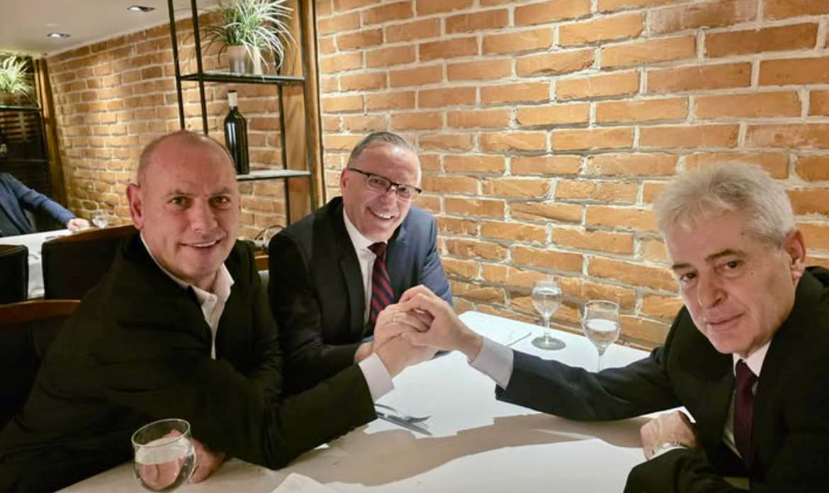 Bedri Hamza në takim me Ali Ahmetin  Ritheksuam se Lladrovci ka qenë e mbetet PDK