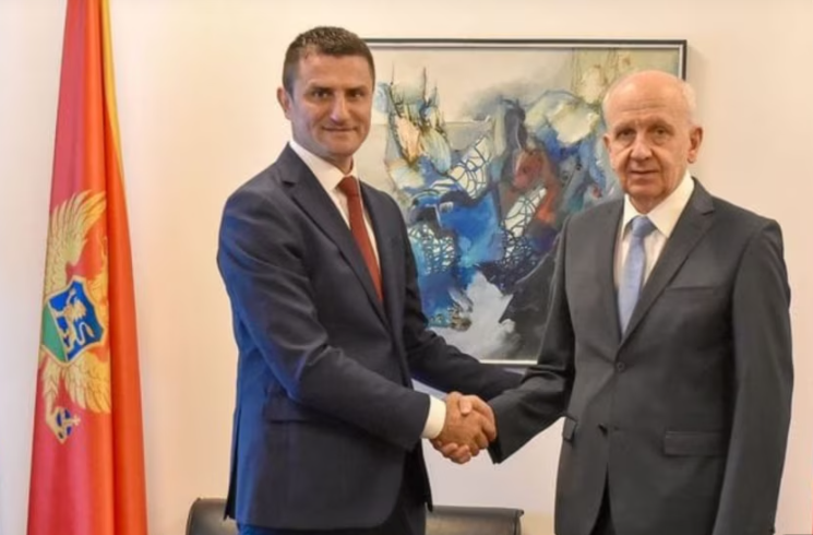 Si po e bllokon Rusia pranimin e Malit të Zi në marrëveshjen ndërkombëtare për kontrollin e eksportit të armëve